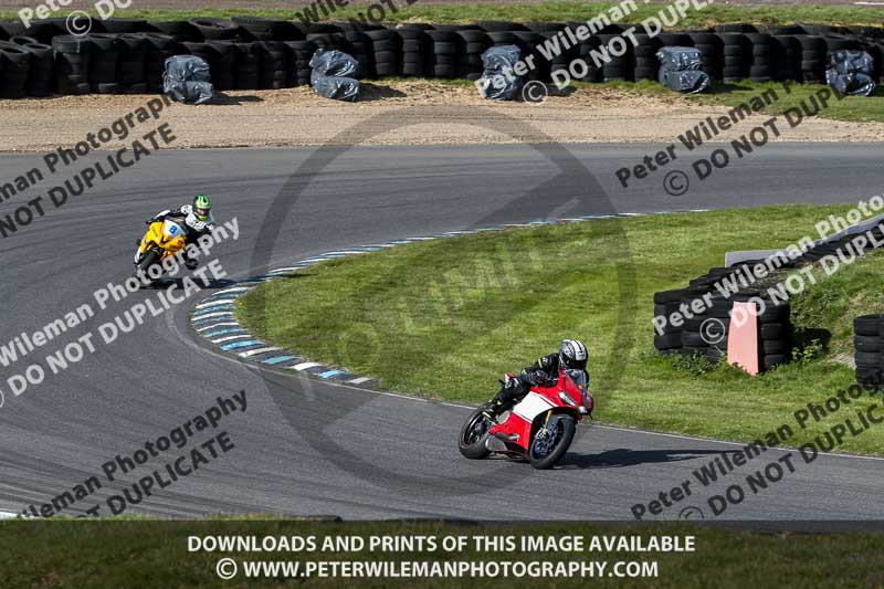 enduro digital images;event digital images;eventdigitalimages;lydden hill;lydden no limits trackday;lydden photographs;lydden trackday photographs;no limits trackdays;peter wileman photography;racing digital images;trackday digital images;trackday photos